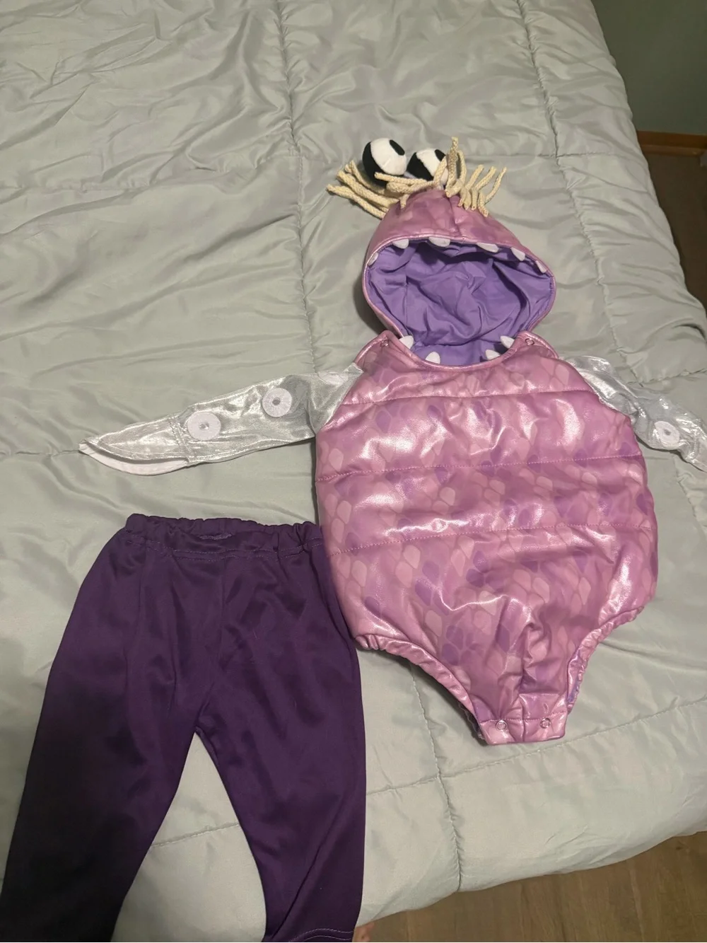 Pottery Barn Baby Disney and Pixar Monsters, Inc. Boo Costume, 0-6 Months - Picture 4 of 7